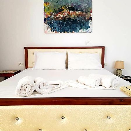 Aira Apartment Himare Luaran gambar
