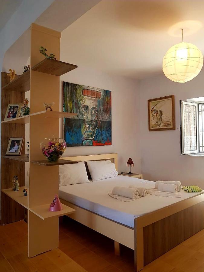 Aira Apartment Himare Luaran gambar