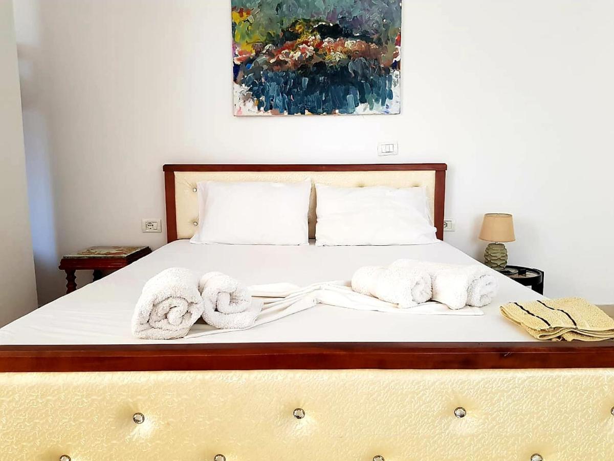 Aira Apartment Himare Luaran gambar