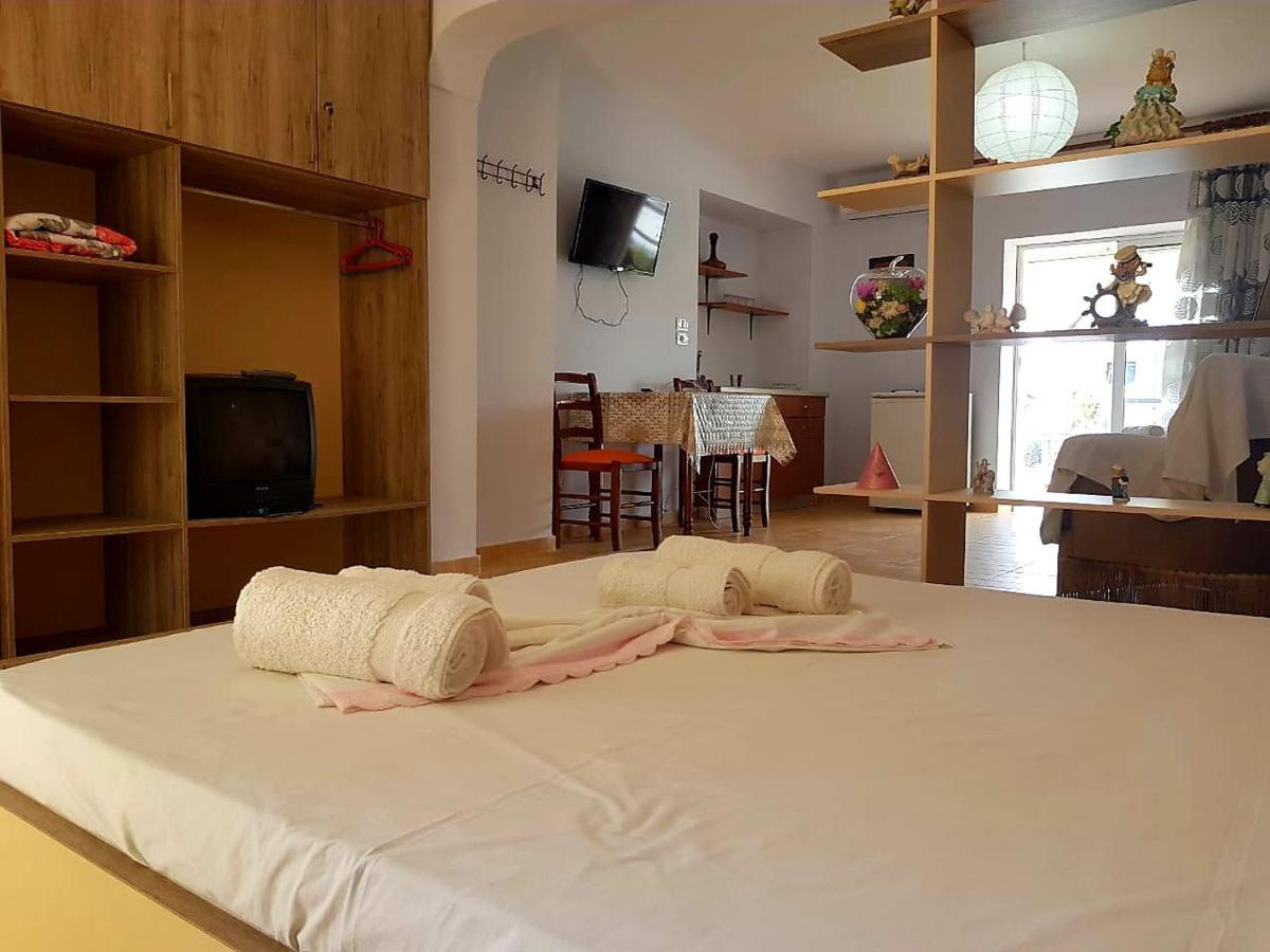 Aira Apartment Himare Luaran gambar