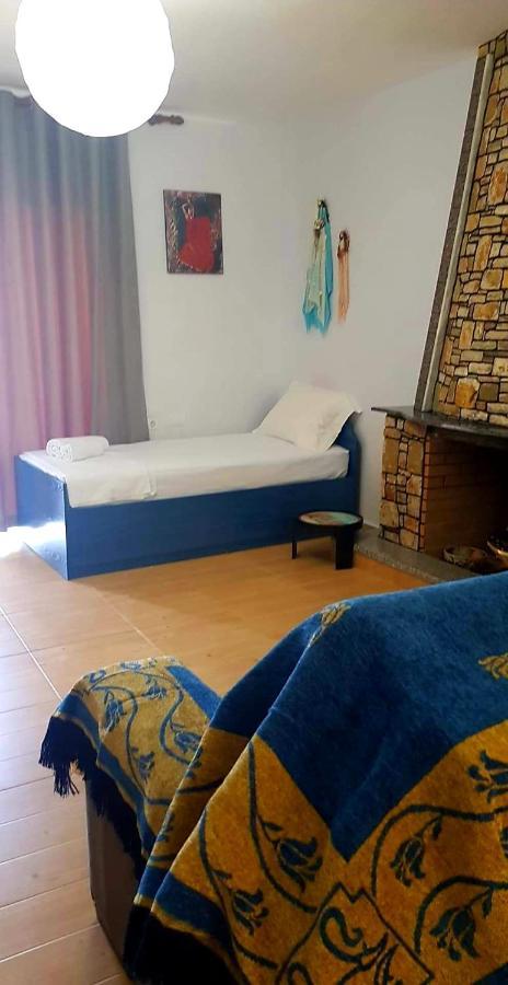 Aira Apartment Himare Luaran gambar